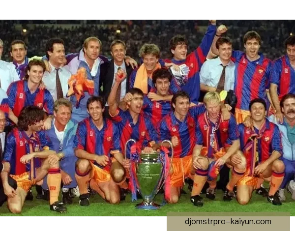 克鲁伊夫全攻全守理念对现代足球战术的持续影响影响